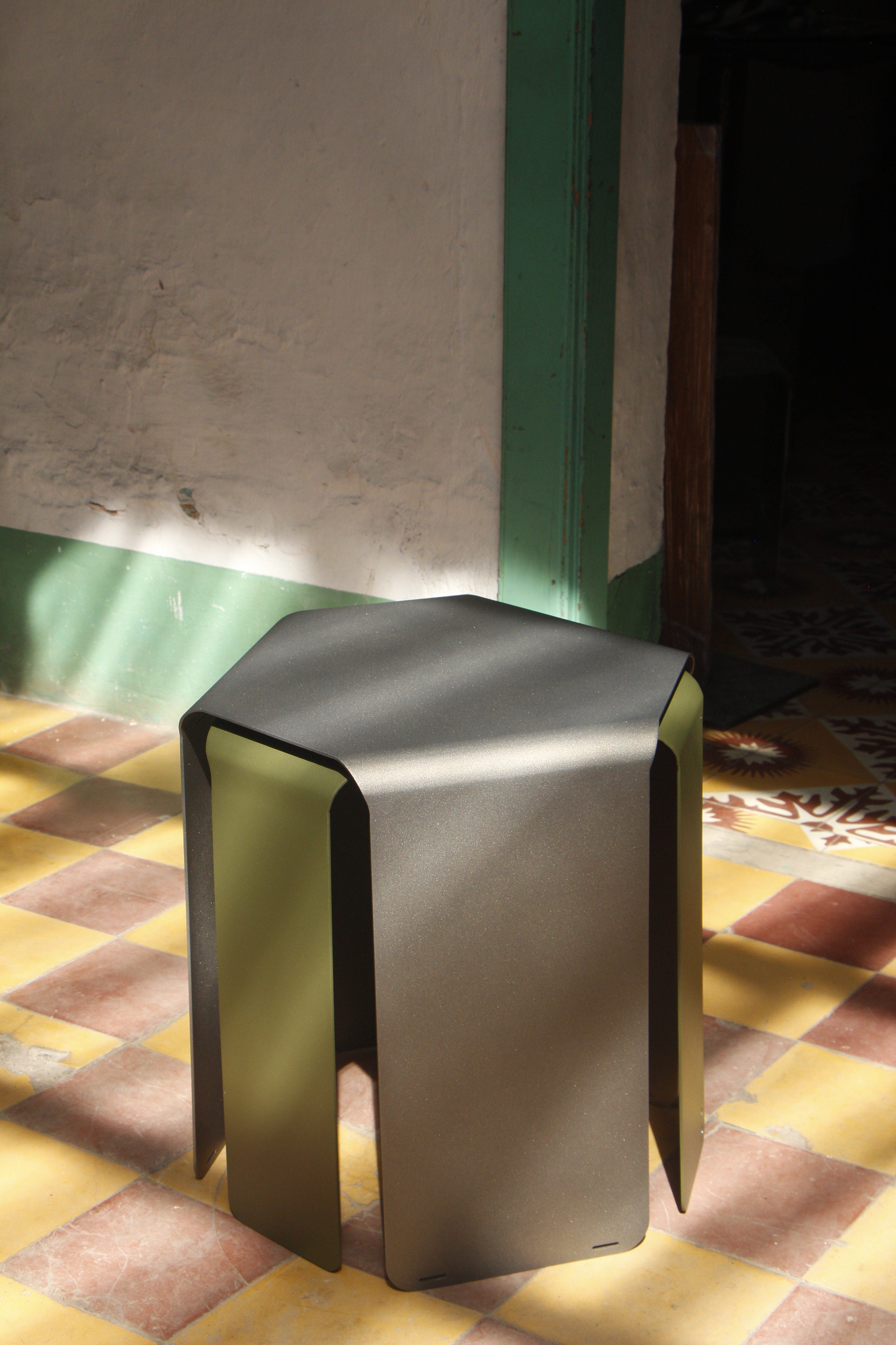Mesa Auxiliar Hexa